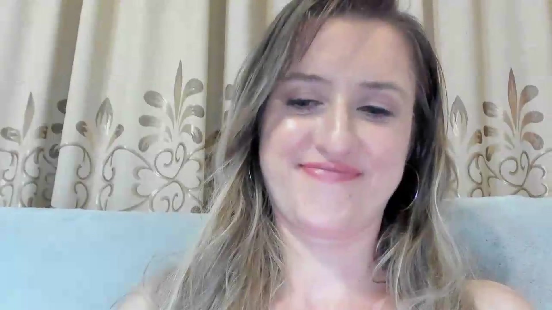 Gallery image thumbnail from BestDream's myfreecams stream on, 07/05/2026, 22:07 image 14 of 20