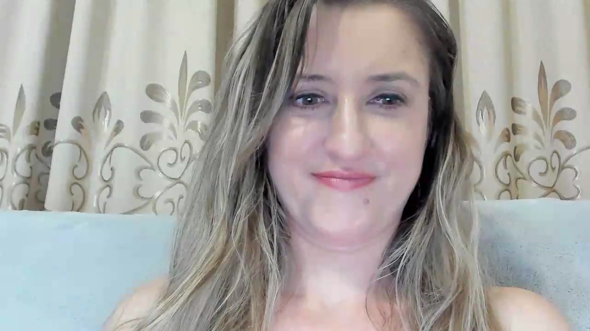 Gallery image thumbnail from BestDream's myfreecams stream on, 07/05/2026, 23:10 image 10 of 20