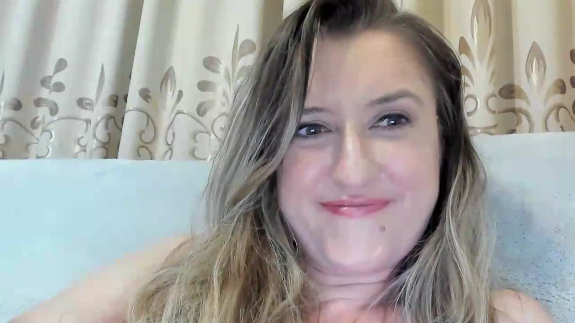 Gallery image thumbnail from BestDream's myfreecams stream on, 07/05/2026, 23:10 image 16 of 20