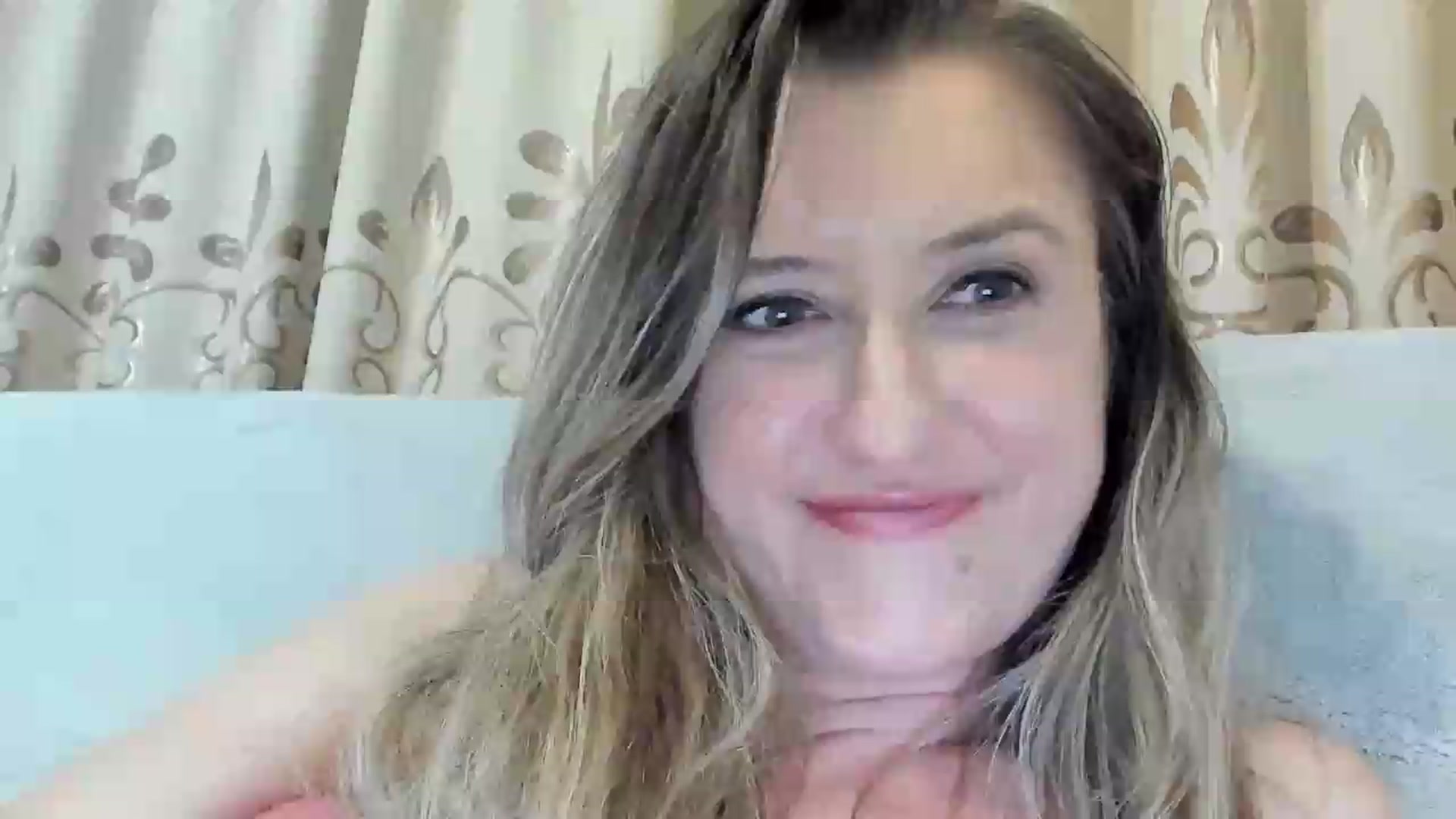 Gallery image thumbnail from BestDream's myfreecams stream on, 07/05/2026, 23:10 image 15 of 20
