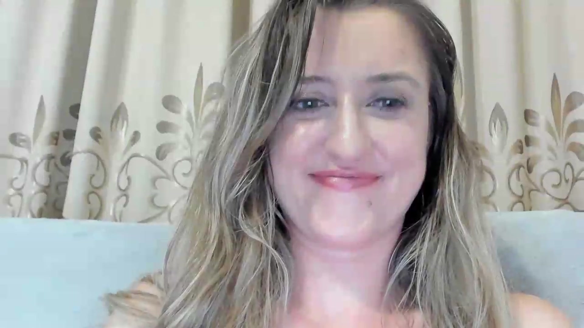 Gallery image thumbnail from BestDream's myfreecams stream on, 07/05/2026, 23:10 image 9 of 20