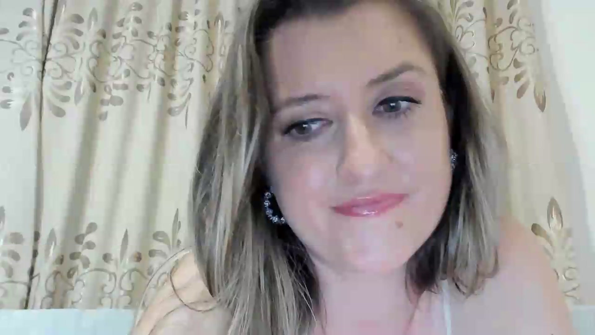 Gallery image thumbnail from BestDream's myfreecams stream on, 07/06/2026, 21:58 image 5 of 20