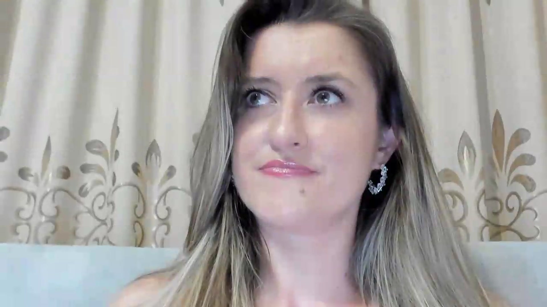 Gallery image thumbnail from BestDream's myfreecams stream on, 07/06/2026, 21:58 image 11 of 20
