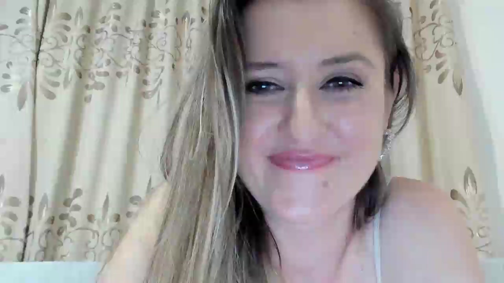 Gallery image thumbnail from BestDream's myfreecams stream on, 07/06/2026, 21:58 image 3 of 20