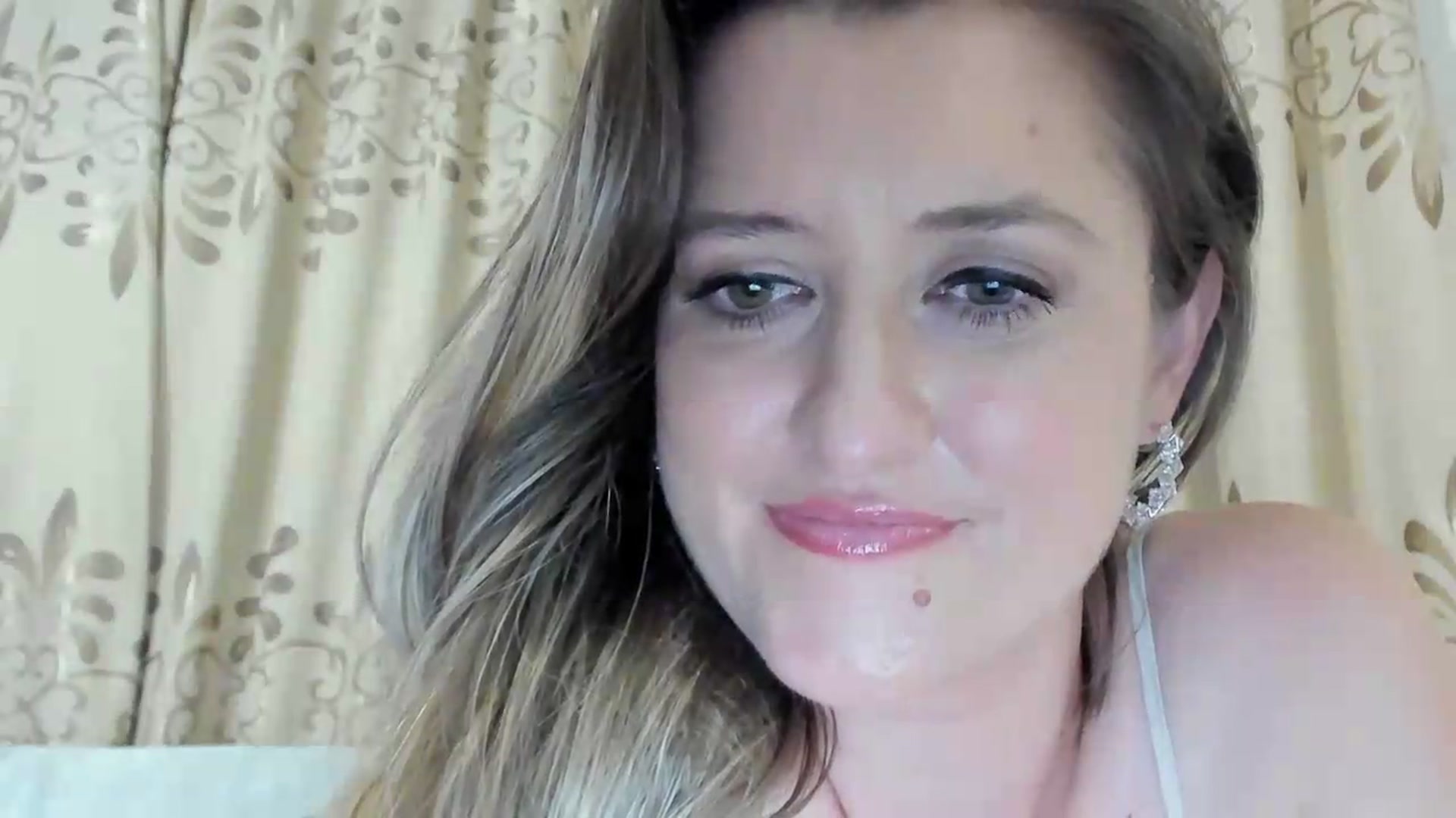 Gallery image thumbnail from BestDream's myfreecams stream on, 07/06/2026, 22:26 image 10 of 20