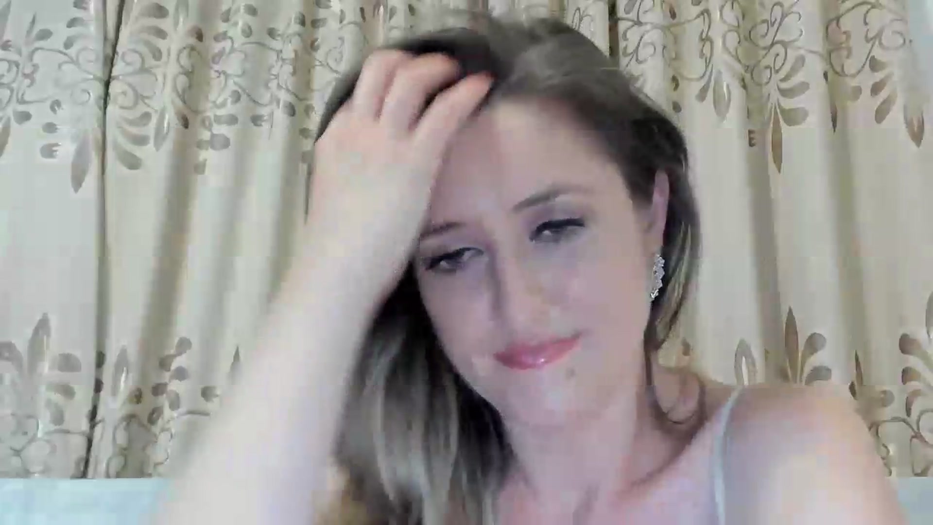 Gallery image thumbnail from BestDream's myfreecams stream on, 07/06/2026, 22:26 image 14 of 20