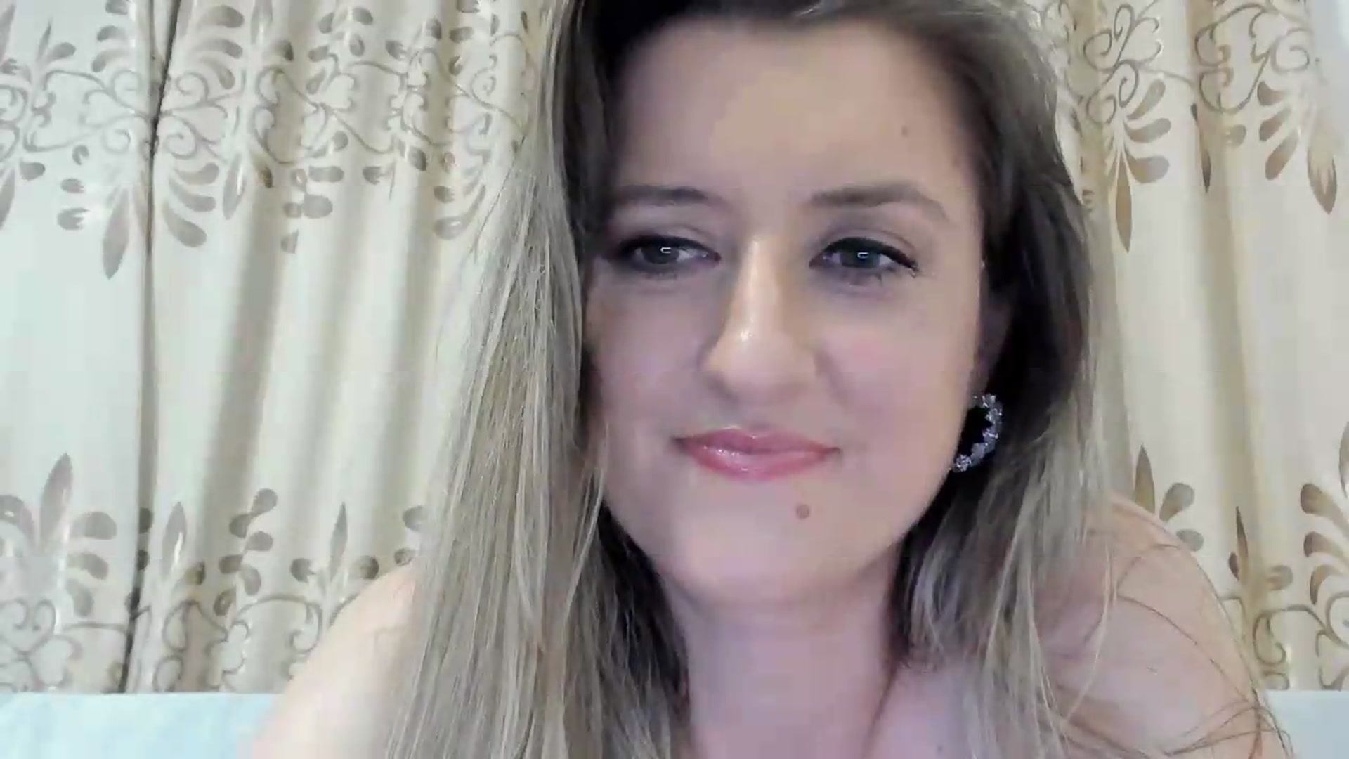Gallery image thumbnail from BestDream's myfreecams stream on, 07/06/2026, 22:26 image 7 of 20