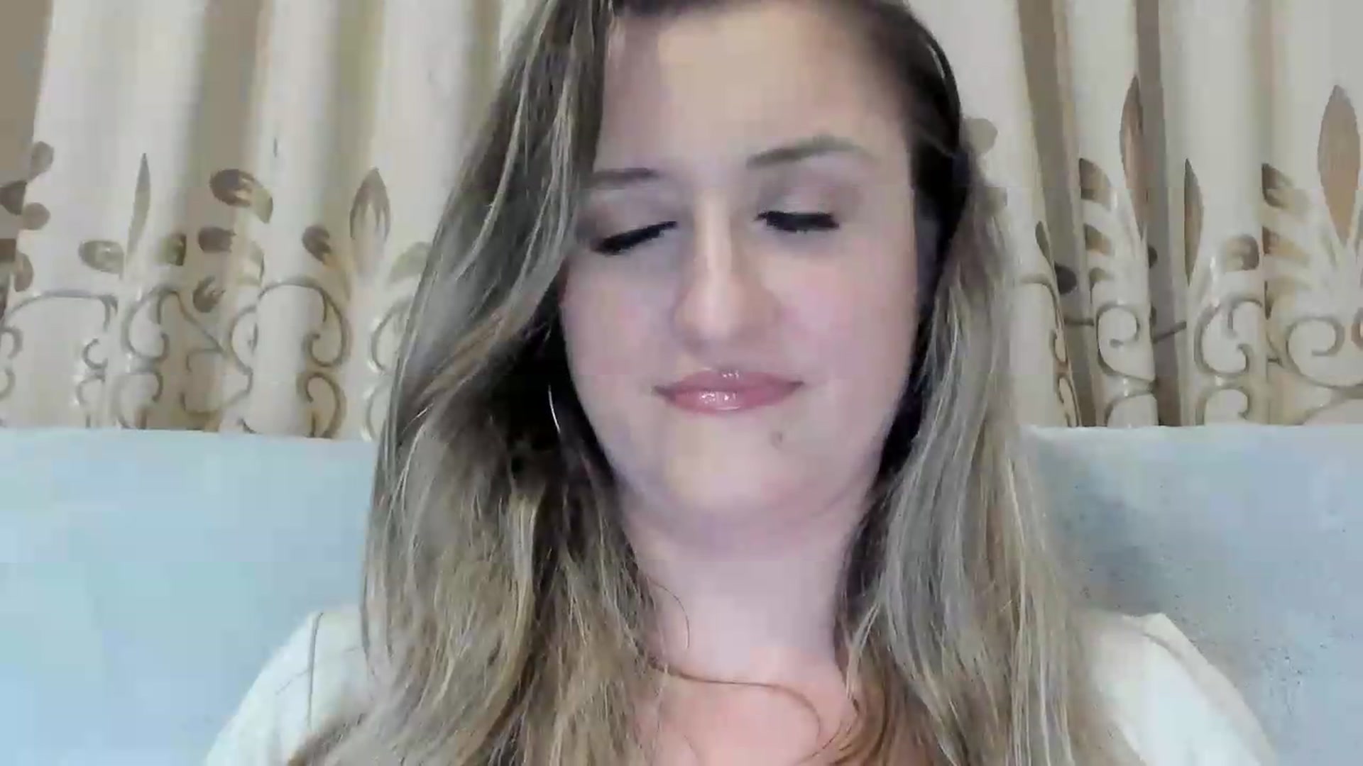 Gallery image thumbnail from BestDream's myfreecams stream on, 07/07/2026, 22:11 image 12 of 20
