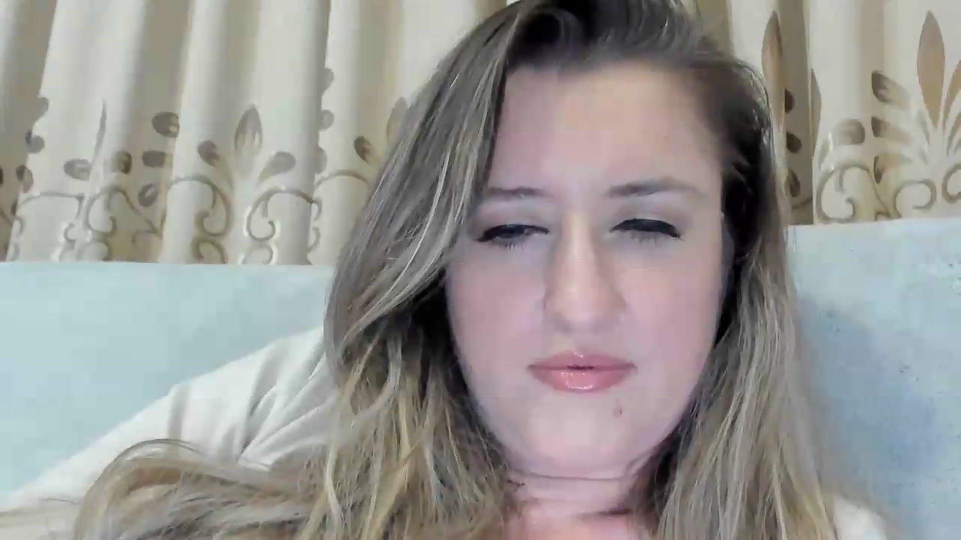 Gallery image thumbnail from BestDream's myfreecams stream on, 07/08/2026, 01:23 image 10 of 20