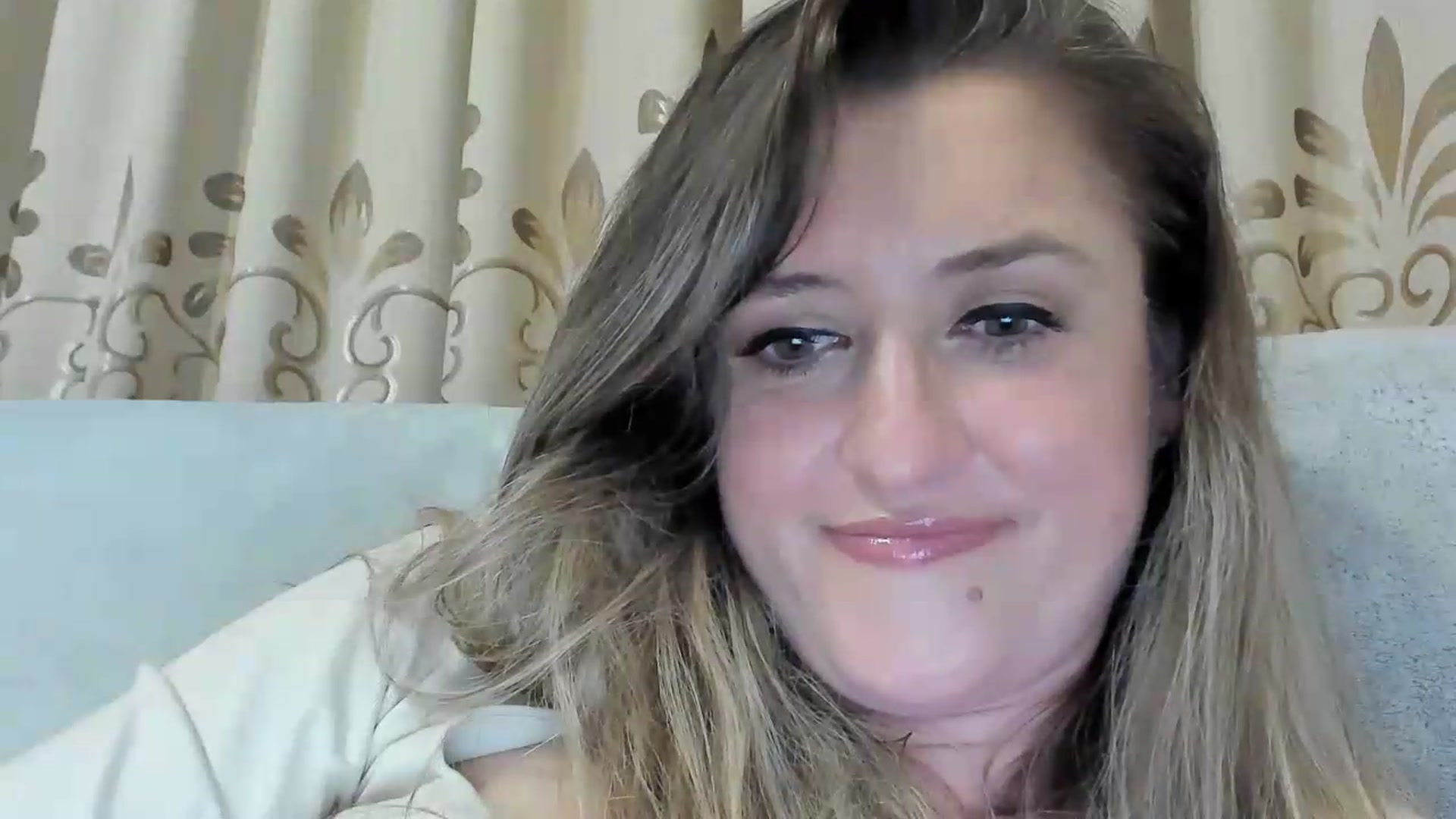 Gallery image thumbnail from BestDream's myfreecams stream on, 07/08/2026, 01:23 image 15 of 20
