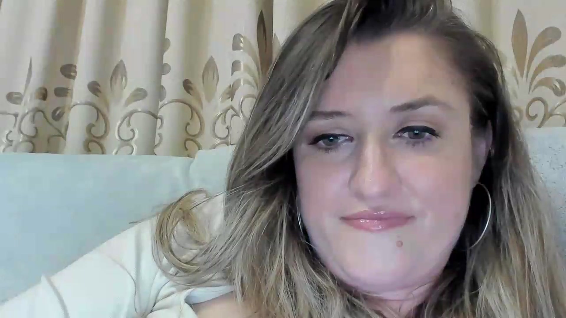 Gallery image thumbnail from BestDream's myfreecams stream on, 07/08/2026, 01:23 image 20 of 20