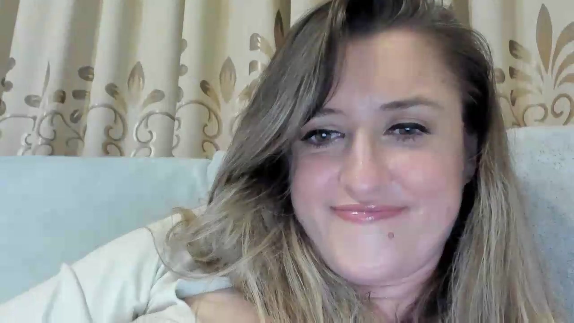 Gallery image thumbnail from BestDream's myfreecams stream on, 07/08/2026, 01:23 image 16 of 20