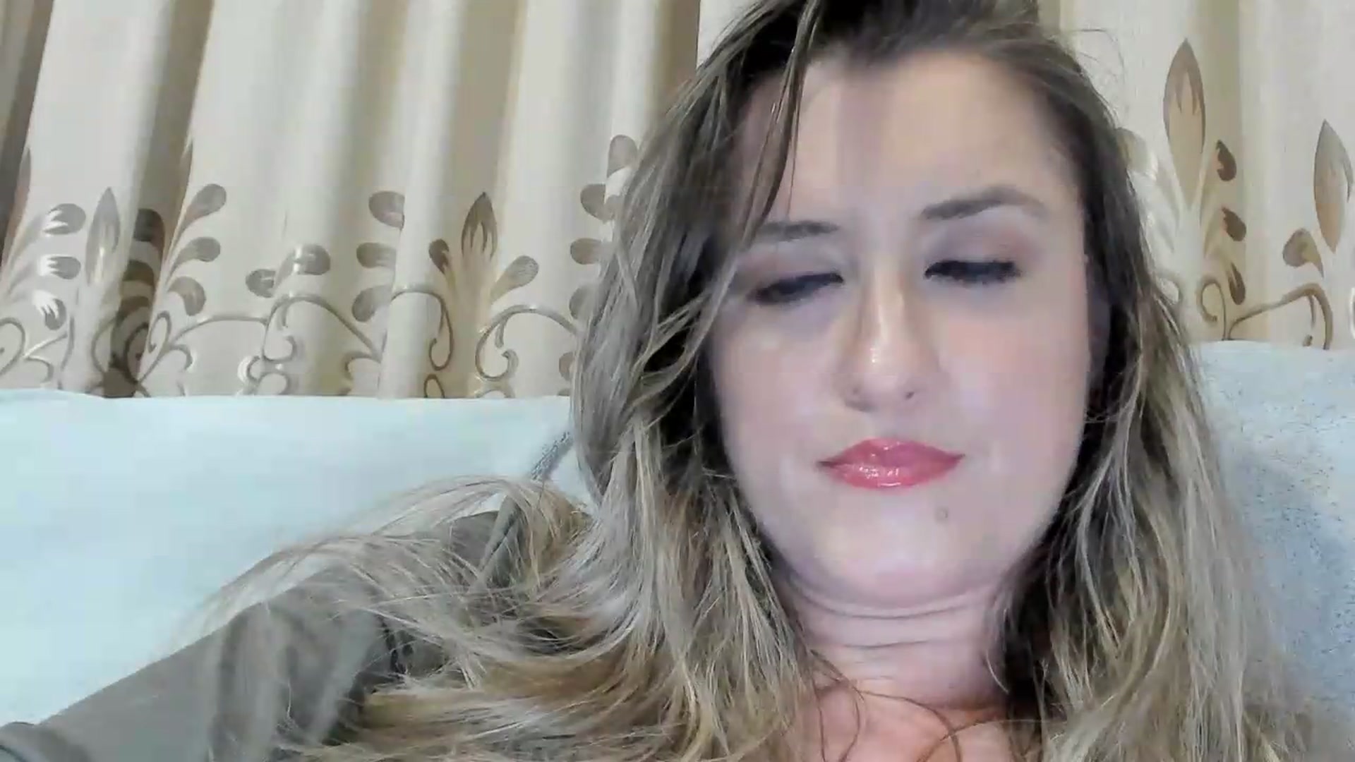 Gallery image thumbnail from BestDream's myfreecams stream on, 07/08/2026, 23:29 image 15 of 20