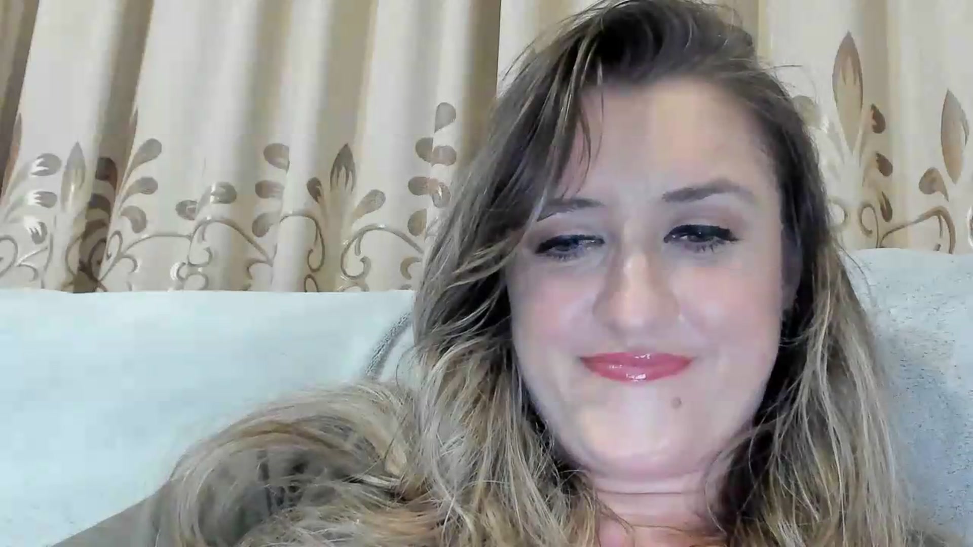 Gallery image thumbnail from BestDream's myfreecams stream on, 07/08/2026, 23:29 image 18 of 20