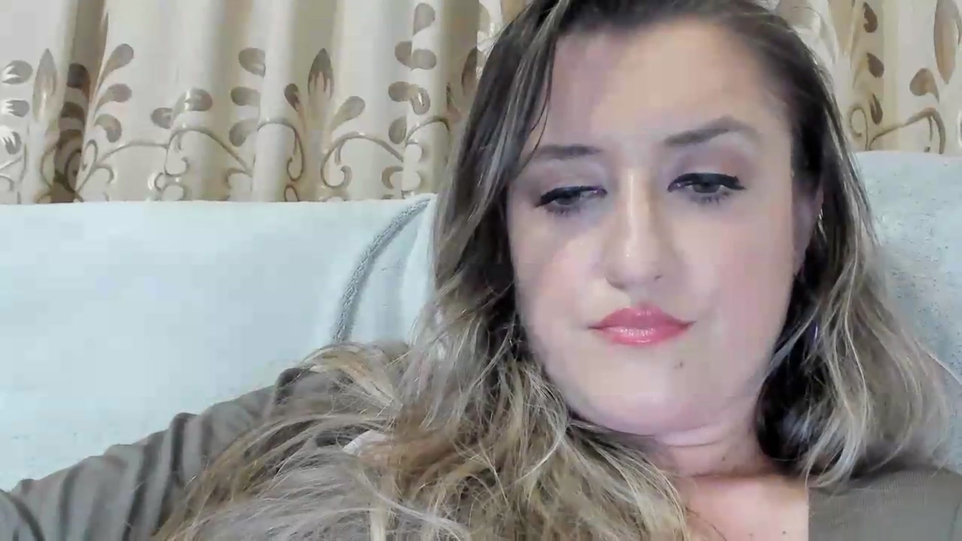 Gallery image thumbnail from BestDream's myfreecams stream on, 07/09/2026, 24:46 image 17 of 20