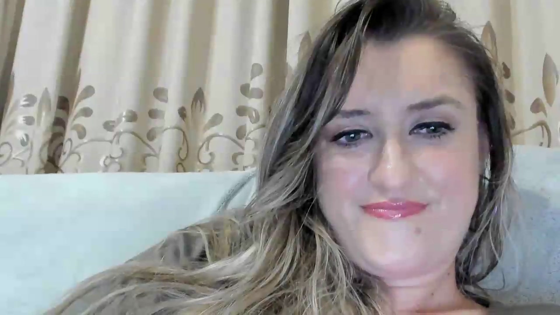 Gallery image thumbnail from BestDream's myfreecams stream on, 07/09/2026, 24:46 image 4 of 20