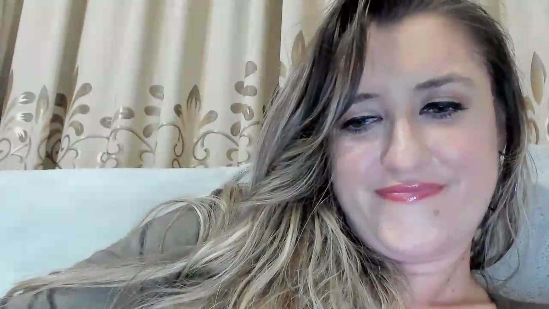 Gallery image thumbnail from BestDream's myfreecams stream on, 07/09/2026, 24:46 image 5 of 20