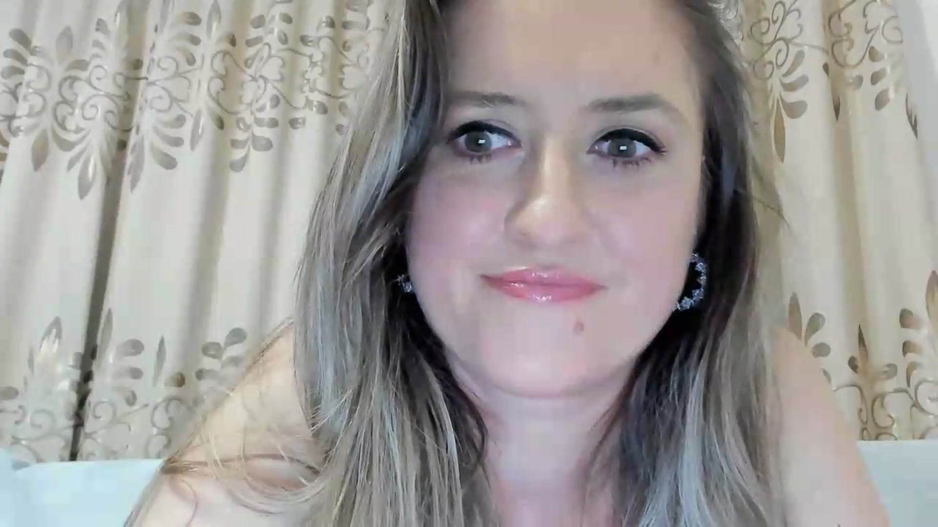 Gallery image thumbnail from BestDream's myfreecams stream on, 07/11/2026, 24:51 image 19 of 20