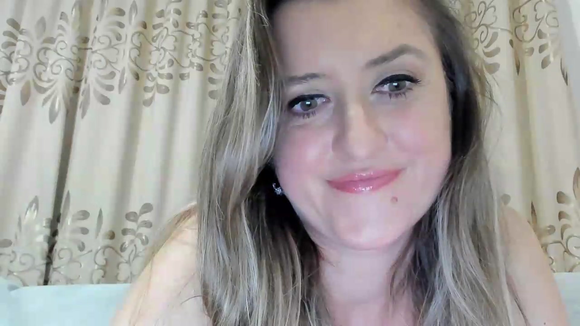 Gallery image thumbnail from BestDream's myfreecams stream on, 07/11/2026, 24:51 image 11 of 20
