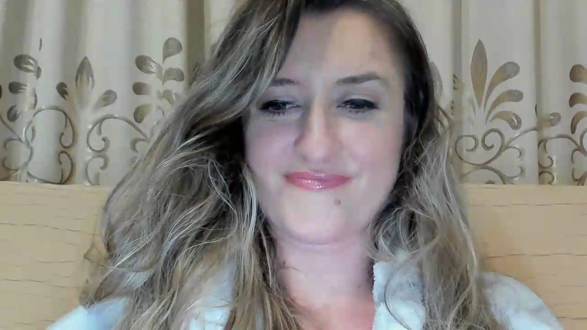 Gallery image thumbnail from BestDream's myfreecams stream on, 07/11/2026, 22:45 image 15 of 20