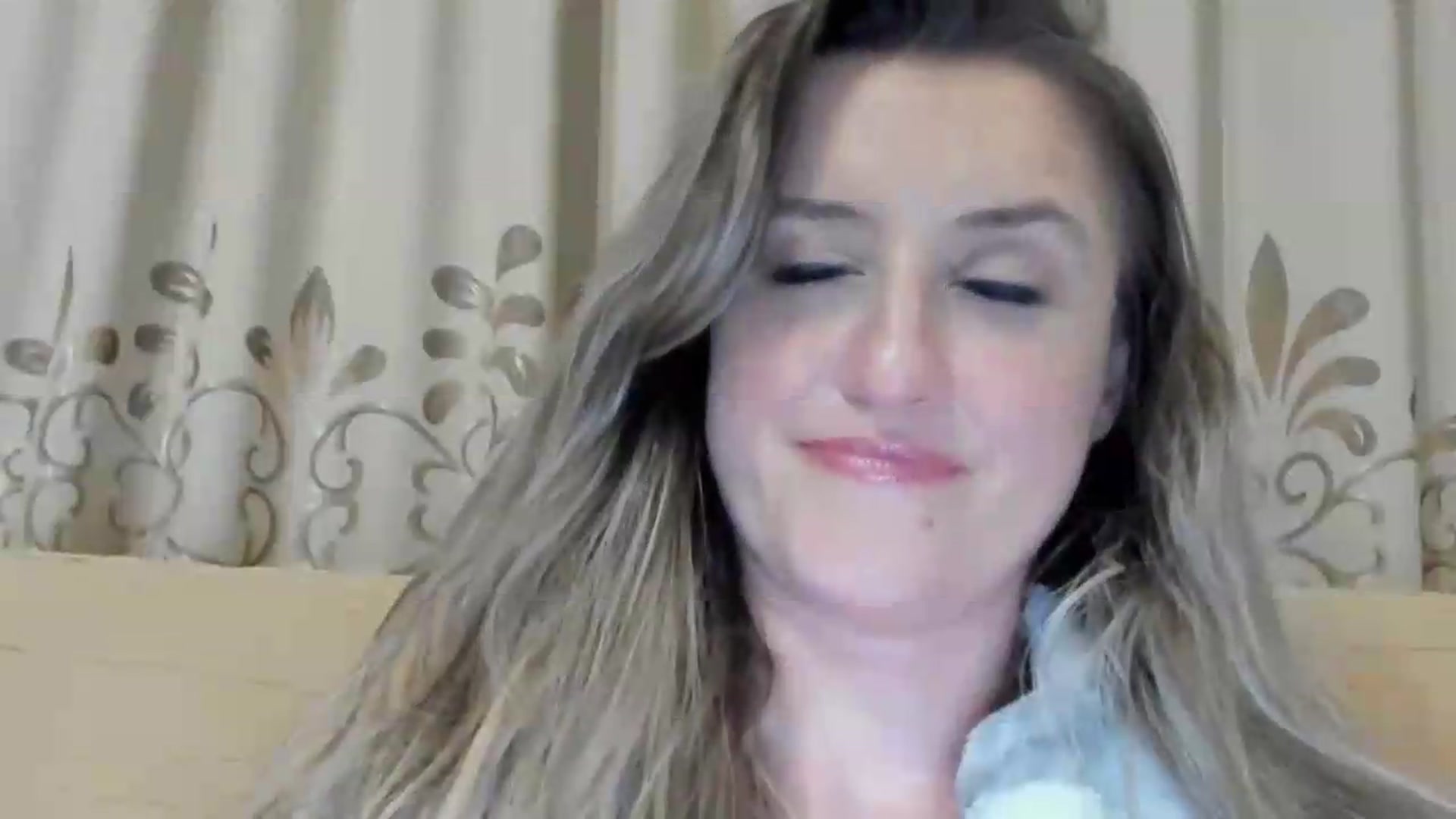 Gallery image thumbnail from BestDream's myfreecams stream on, 07/11/2026, 23:02 image 6 of 20
