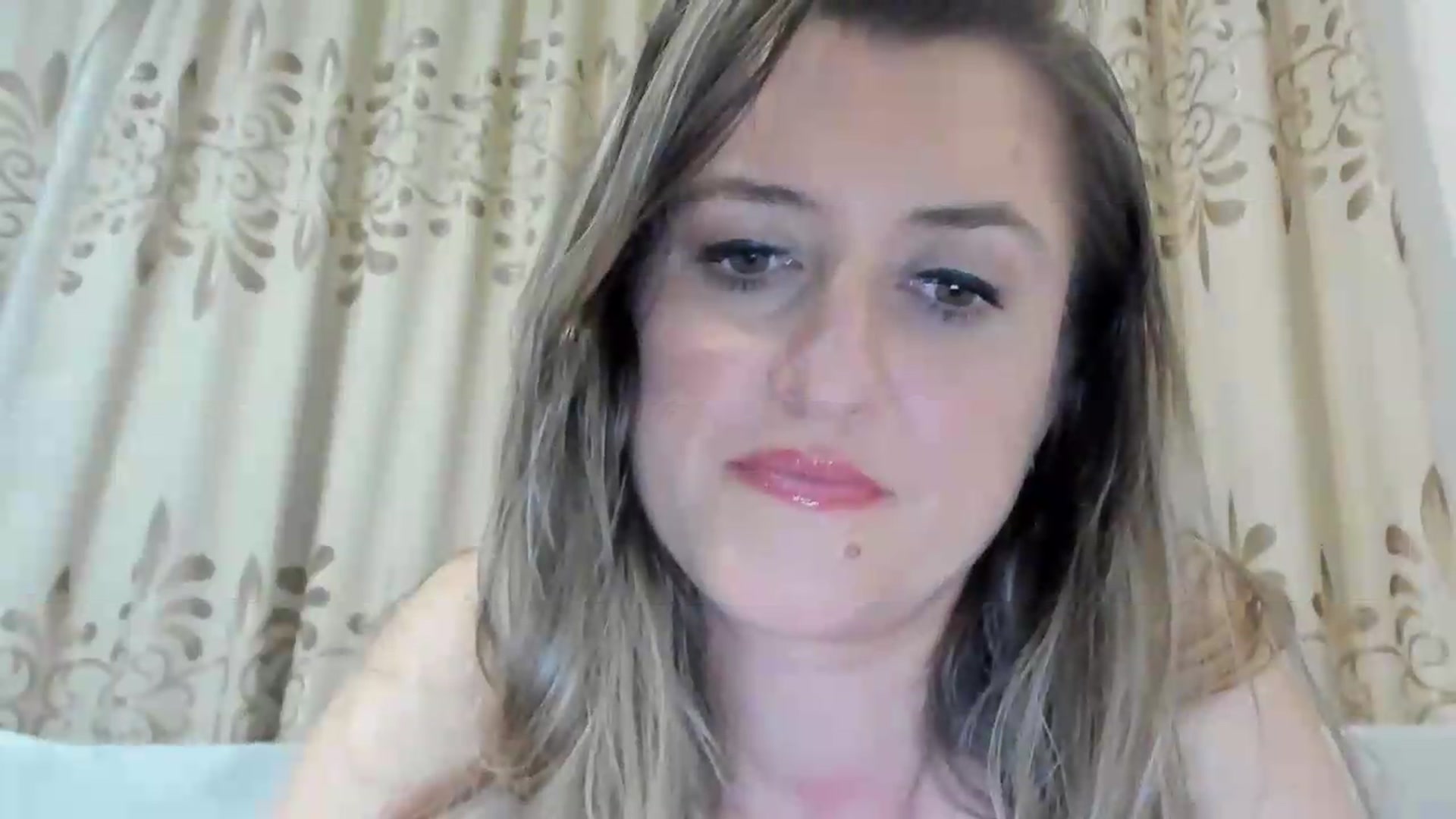 Gallery image thumbnail from BestDream's myfreecams stream on, 07/12/2026, 21:31 image 18 of 20