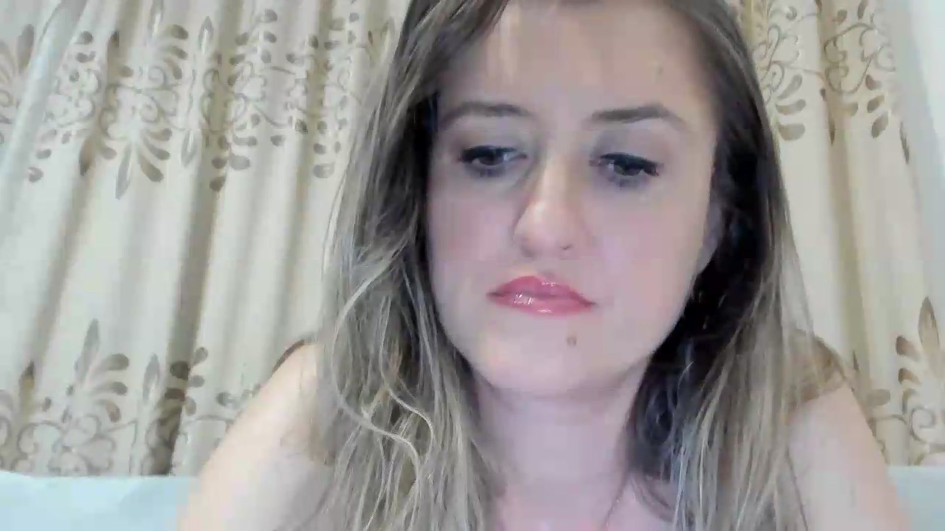 Gallery image thumbnail from BestDream's myfreecams stream on, 07/12/2026, 21:31 image 6 of 20