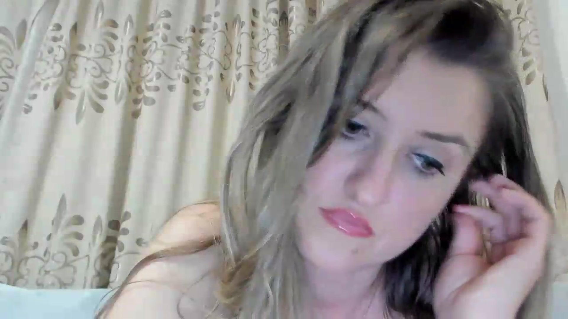 Gallery image thumbnail from BestDream's myfreecams stream on, 07/12/2026, 21:31 image 13 of 20
