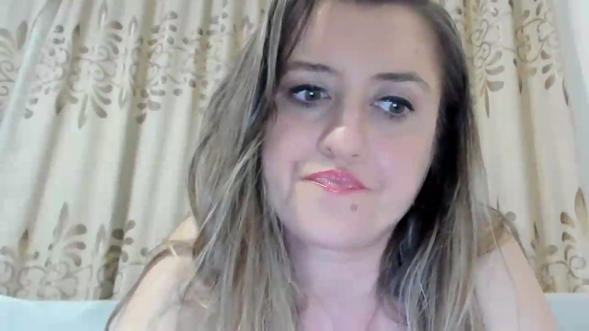 Gallery image thumbnail from BestDream's myfreecams stream on, 07/12/2026, 21:31 image 11 of 20