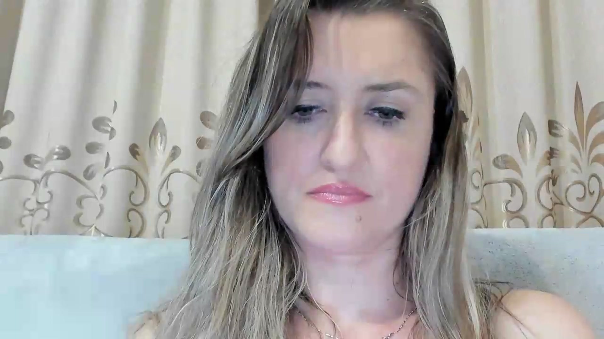 Gallery image thumbnail from BestDream's myfreecams stream on, 07/12/2026, 23:35 image 17 of 20