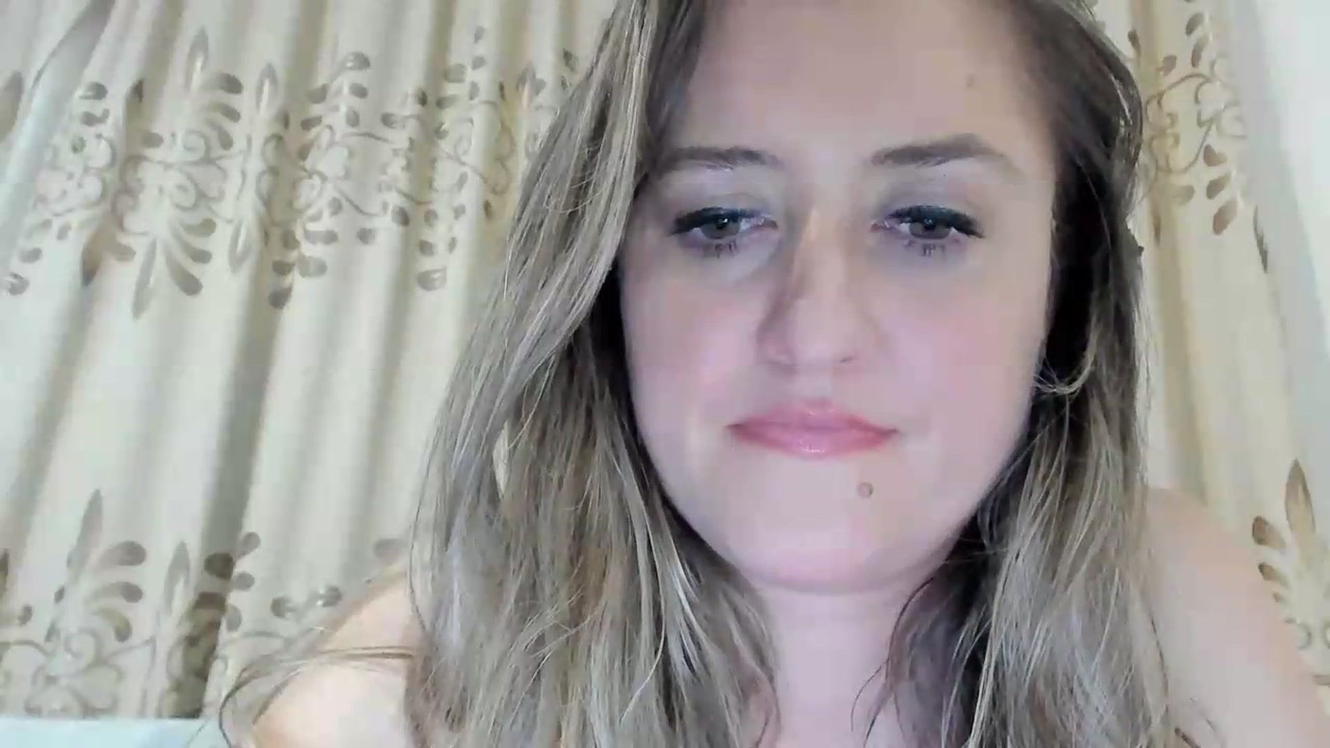 Gallery image thumbnail from BestDream's myfreecams stream on, 07/13/2026, 24:33 image 3 of 20
