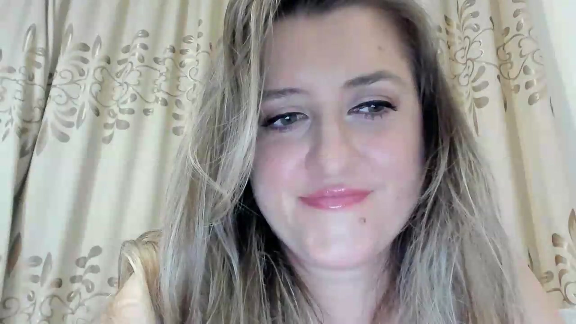 Gallery image thumbnail from BestDream's myfreecams stream on, 07/14/2026, 24:30 image 19 of 20