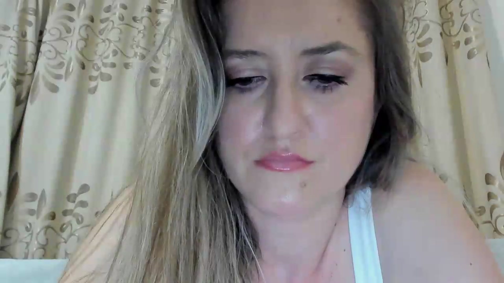 Gallery image thumbnail from BestDream's myfreecams stream on, 07/14/2026, 24:30 image 4 of 20