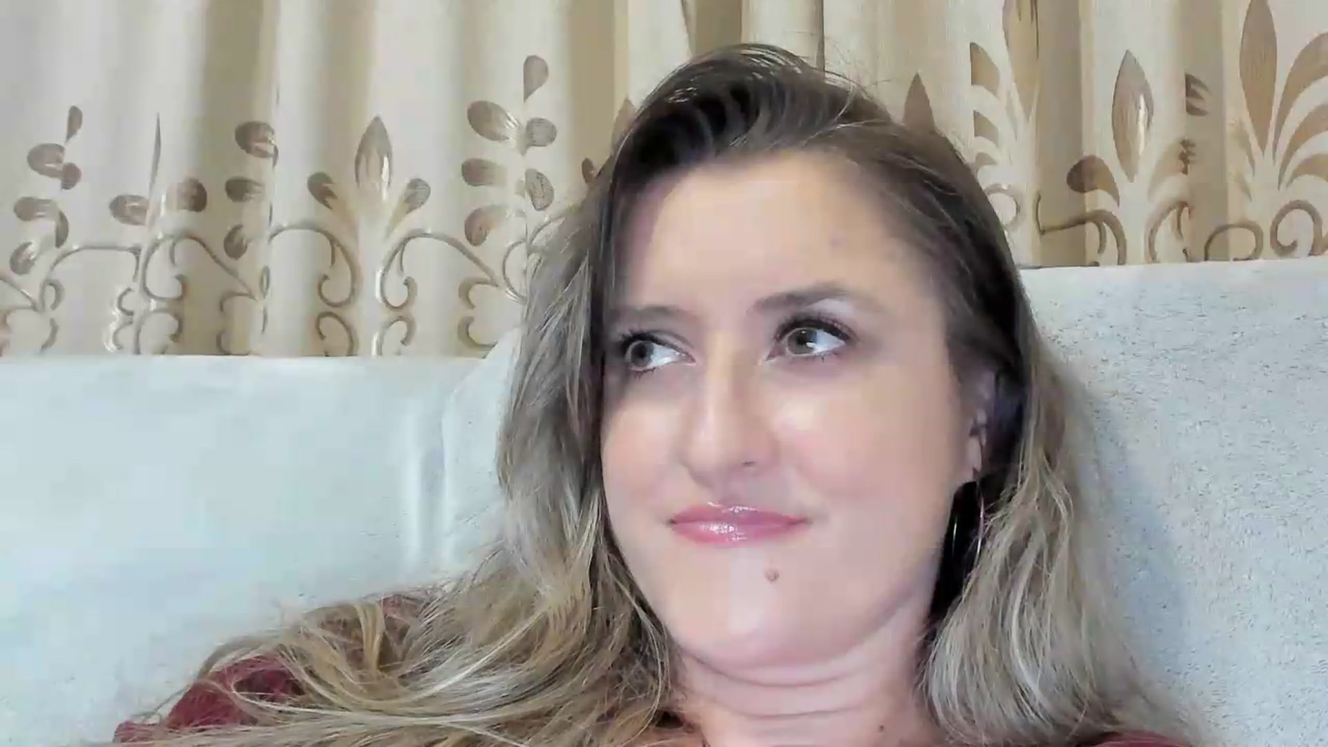 Gallery image thumbnail from BestDream's myfreecams stream on, 07/16/2026, 02:04 image 4 of 20