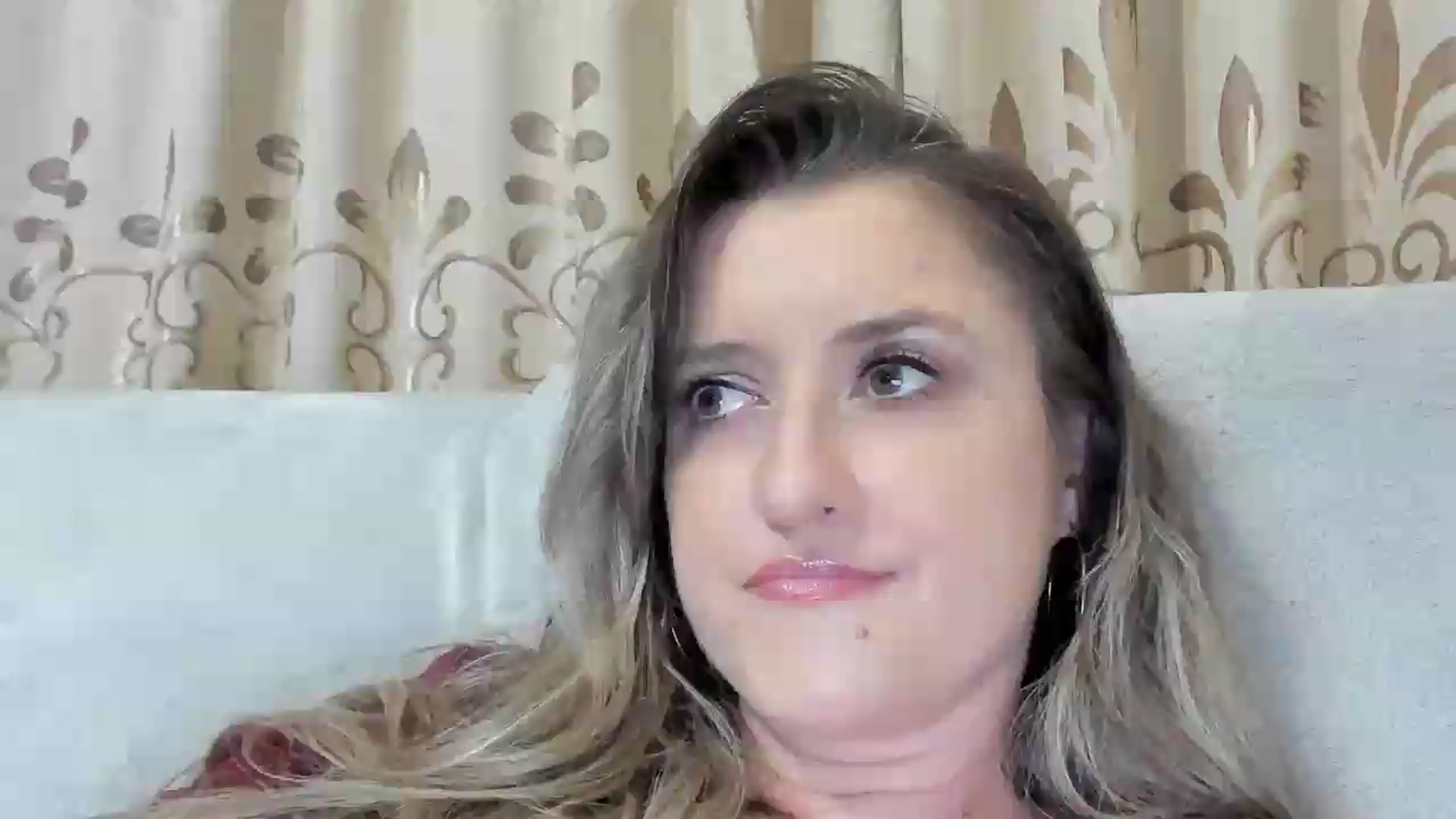 Gallery image thumbnail from BestDream's myfreecams stream on, 07/16/2026, 02:04 image 11 of 20