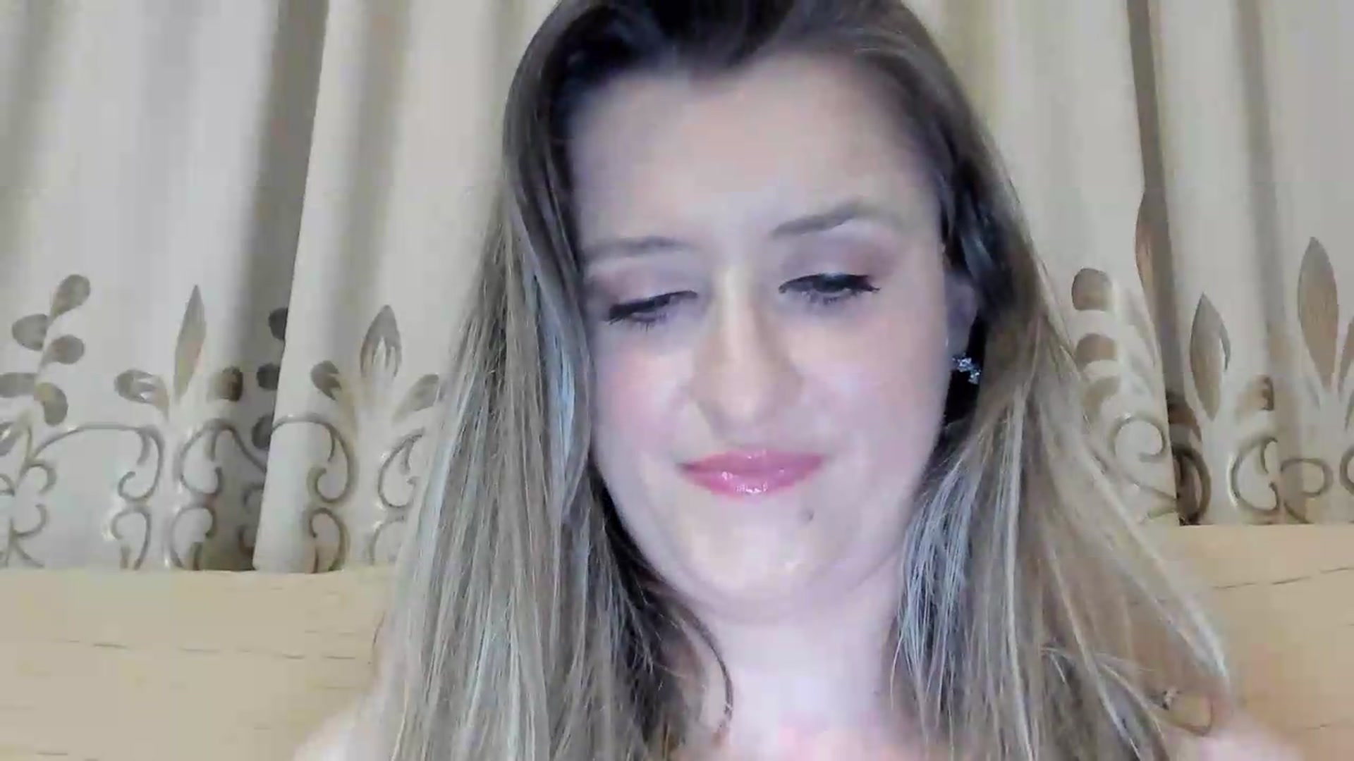Gallery image thumbnail from BestDream's myfreecams stream on, 07/17/2026, 24:06 image 11 of 20
