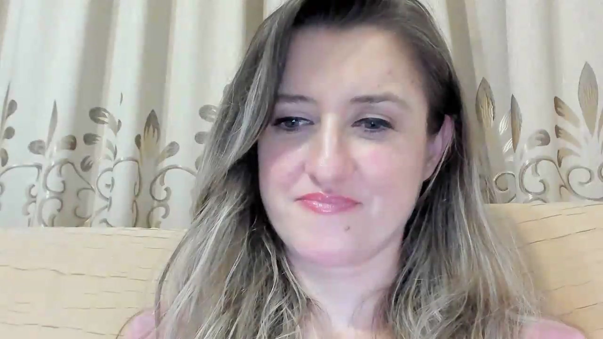 Gallery image thumbnail from BestDream's myfreecams stream on, 07/17/2026, 23:34 image 9 of 20