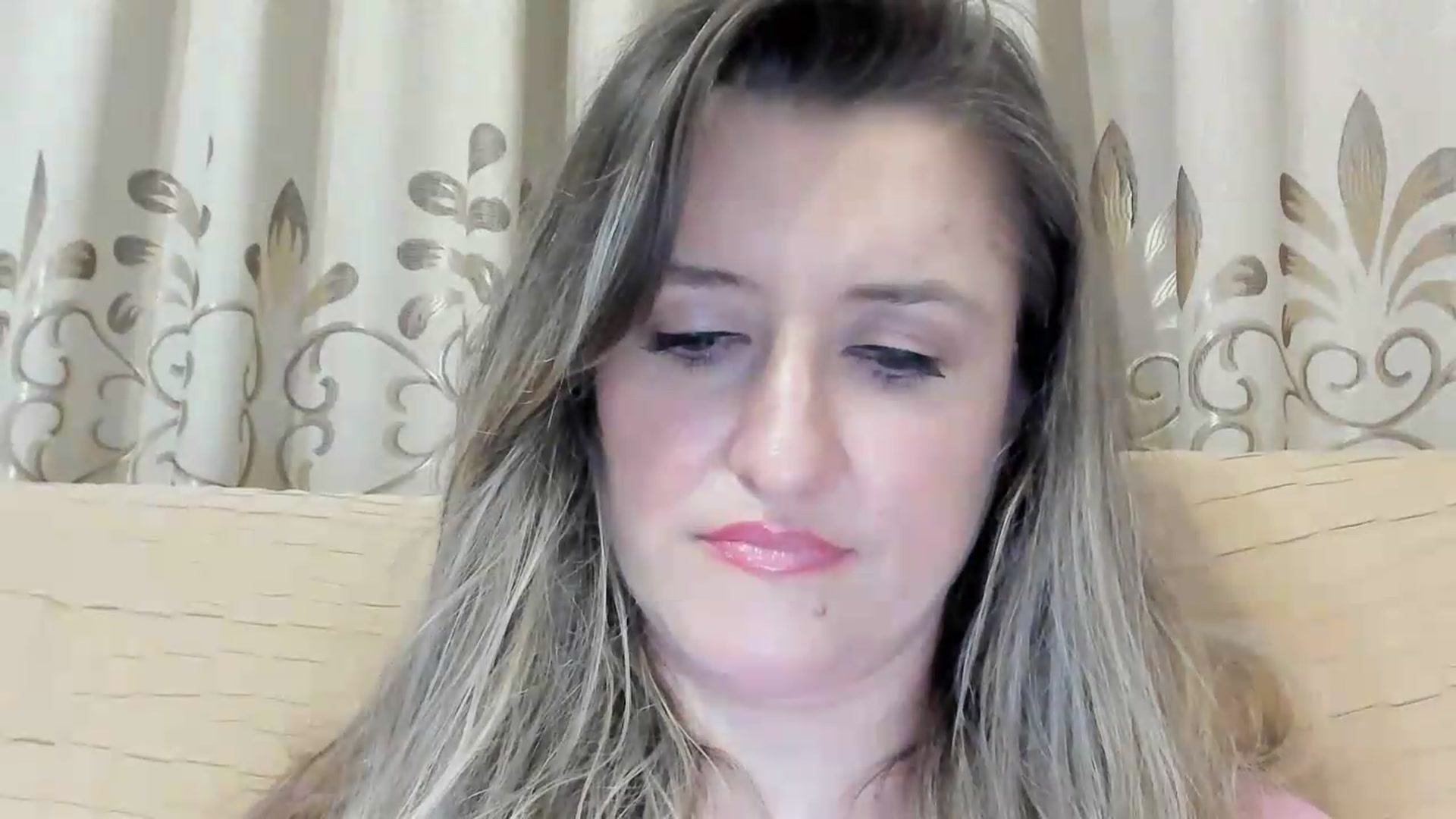 Gallery image thumbnail from BestDream's myfreecams stream on, 07/17/2026, 23:34 image 11 of 20