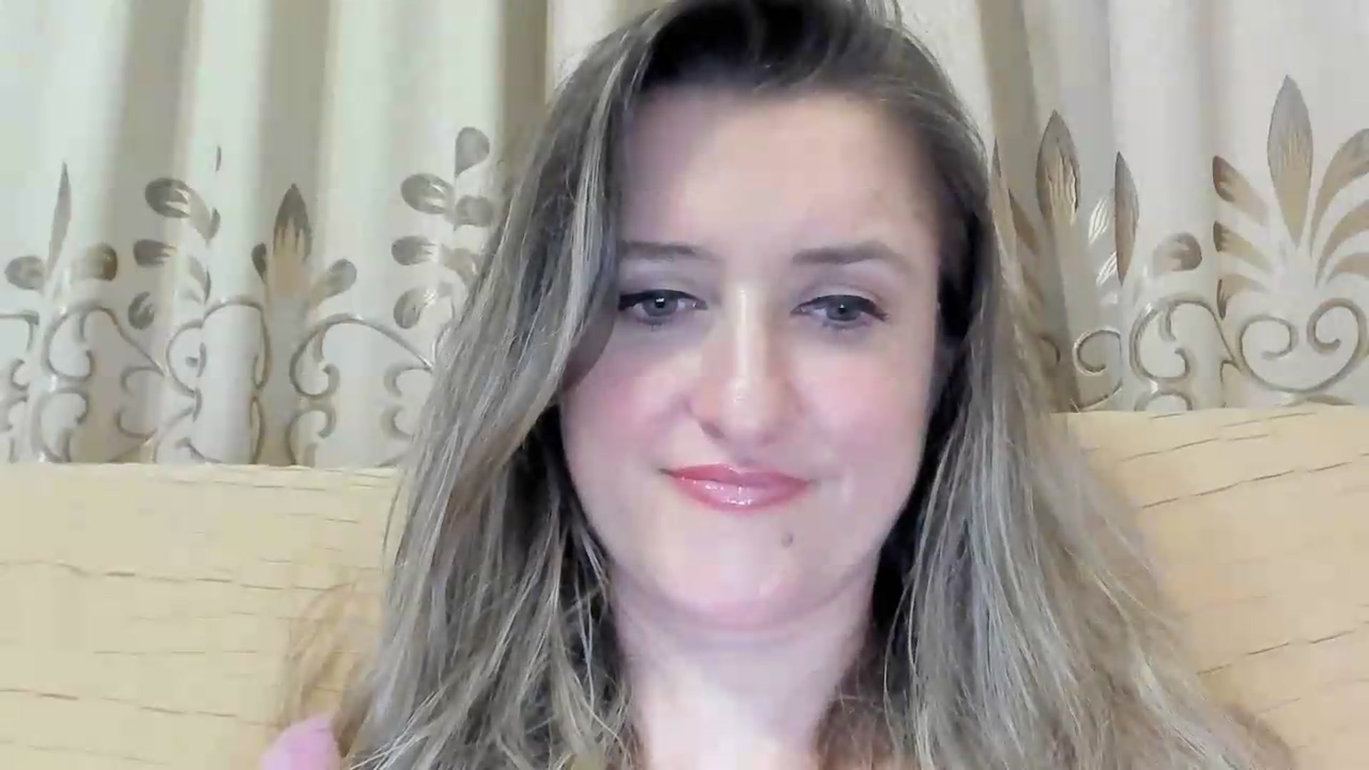 Gallery image thumbnail from BestDream's myfreecams stream on, 07/17/2026, 23:34 image 18 of 20