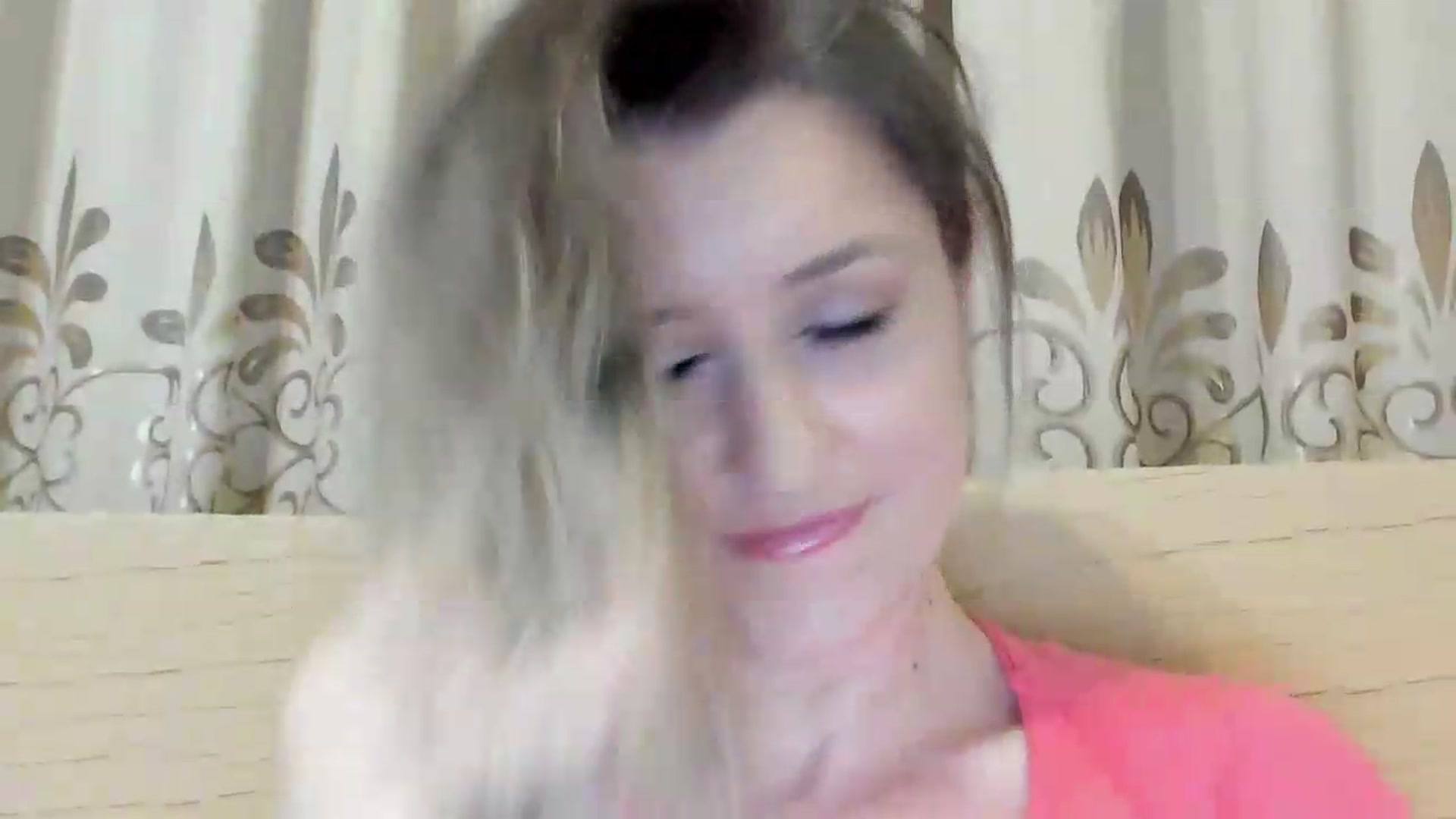 Gallery image thumbnail from BestDream's myfreecams stream on, 07/18/2026, 21:21 image 3 of 20