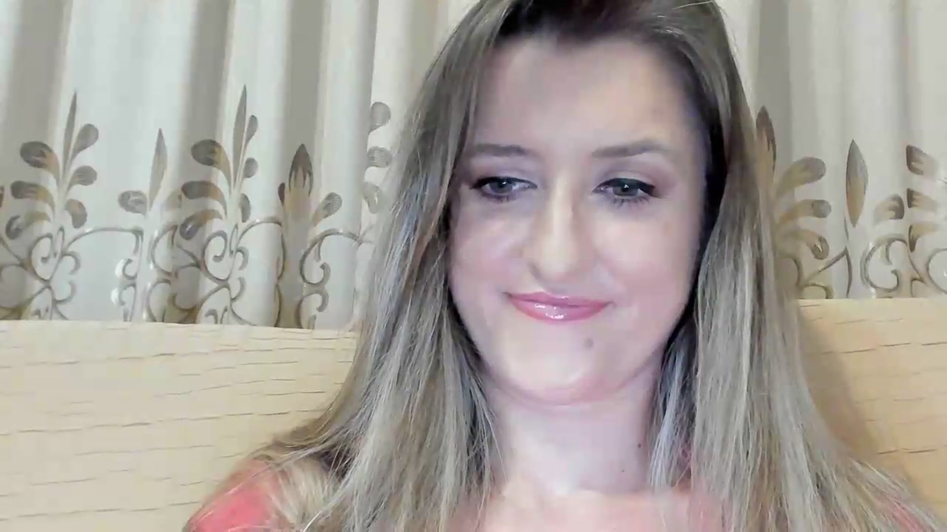 Gallery image thumbnail from BestDream's myfreecams stream on, 07/18/2026, 21:21 image 8 of 20