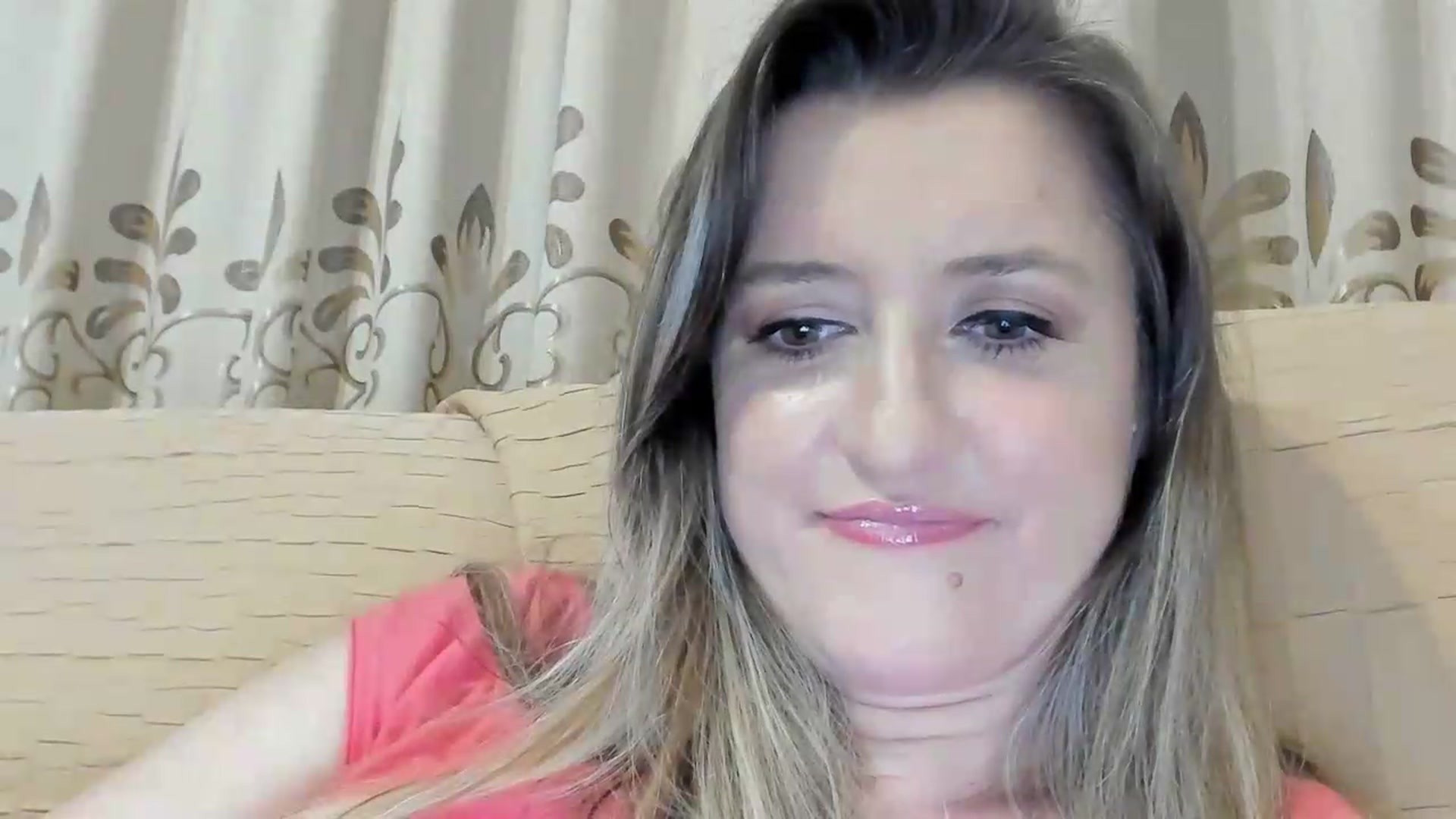 Gallery image thumbnail from BestDream's myfreecams stream on, 07/18/2026, 22:33 image 14 of 20