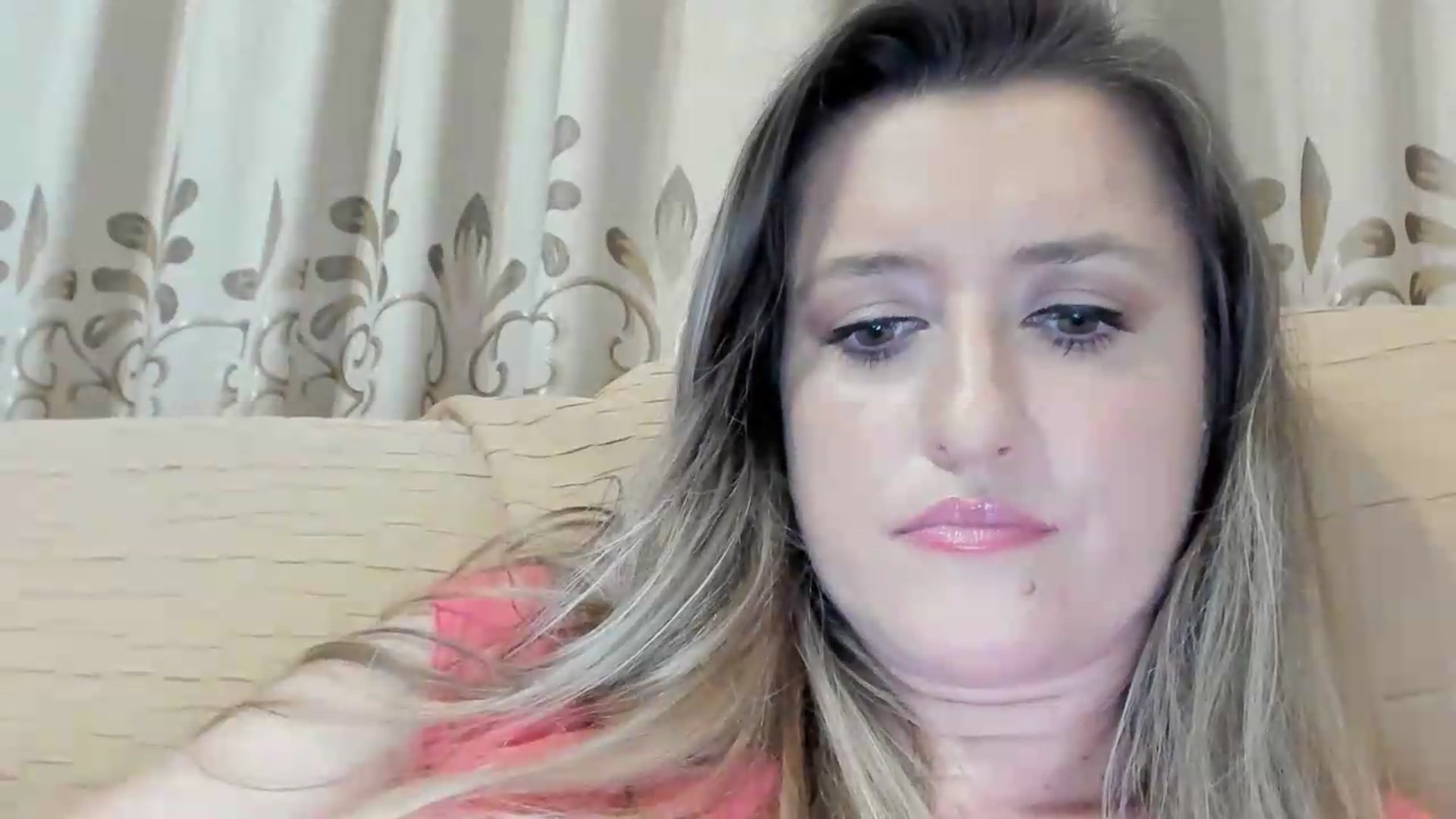Gallery image thumbnail from BestDream's myfreecams stream on, 07/18/2026, 22:53 image 14 of 20