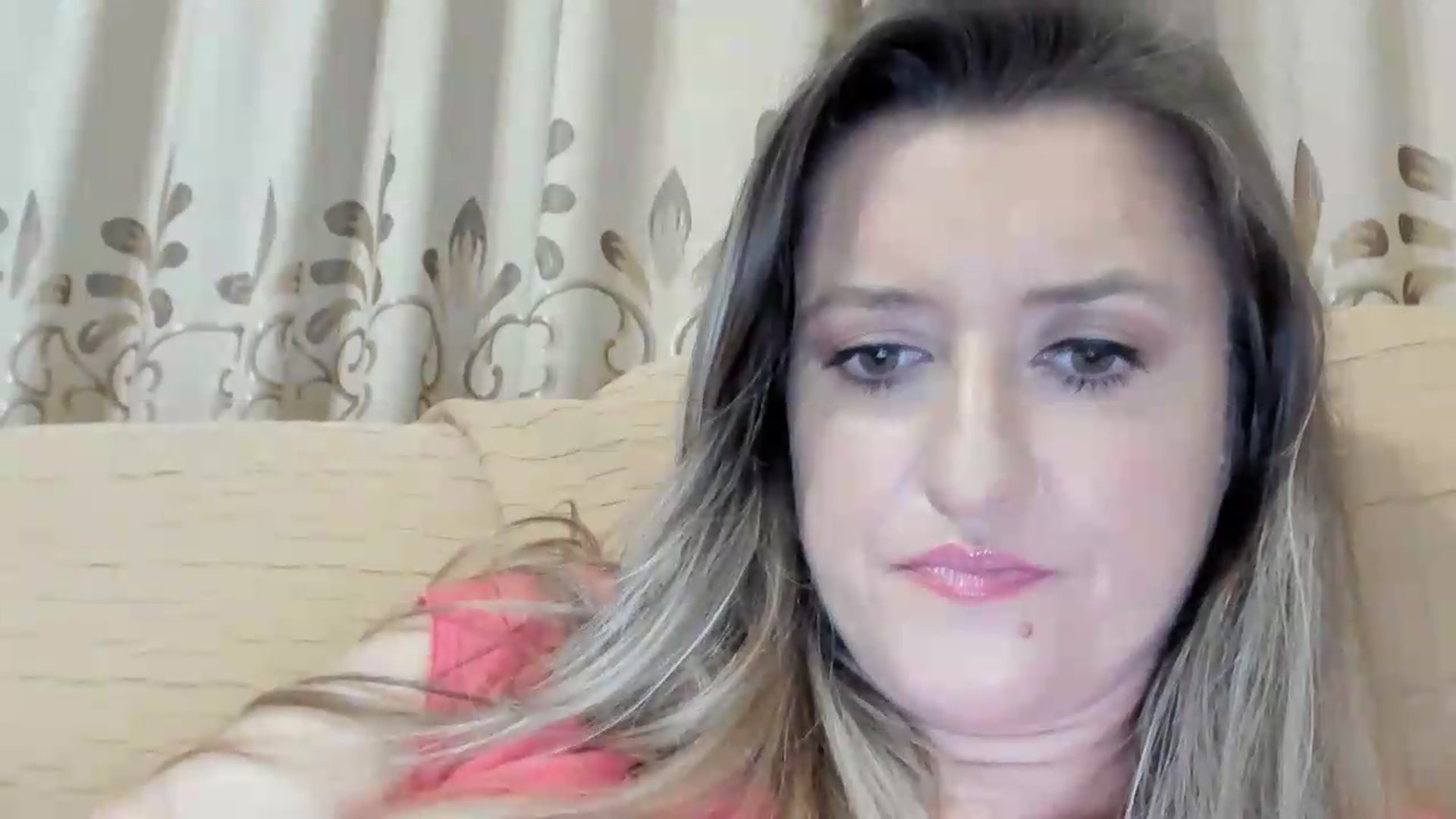 Gallery image thumbnail from BestDream's myfreecams stream on, 07/18/2026, 22:53 image 16 of 20