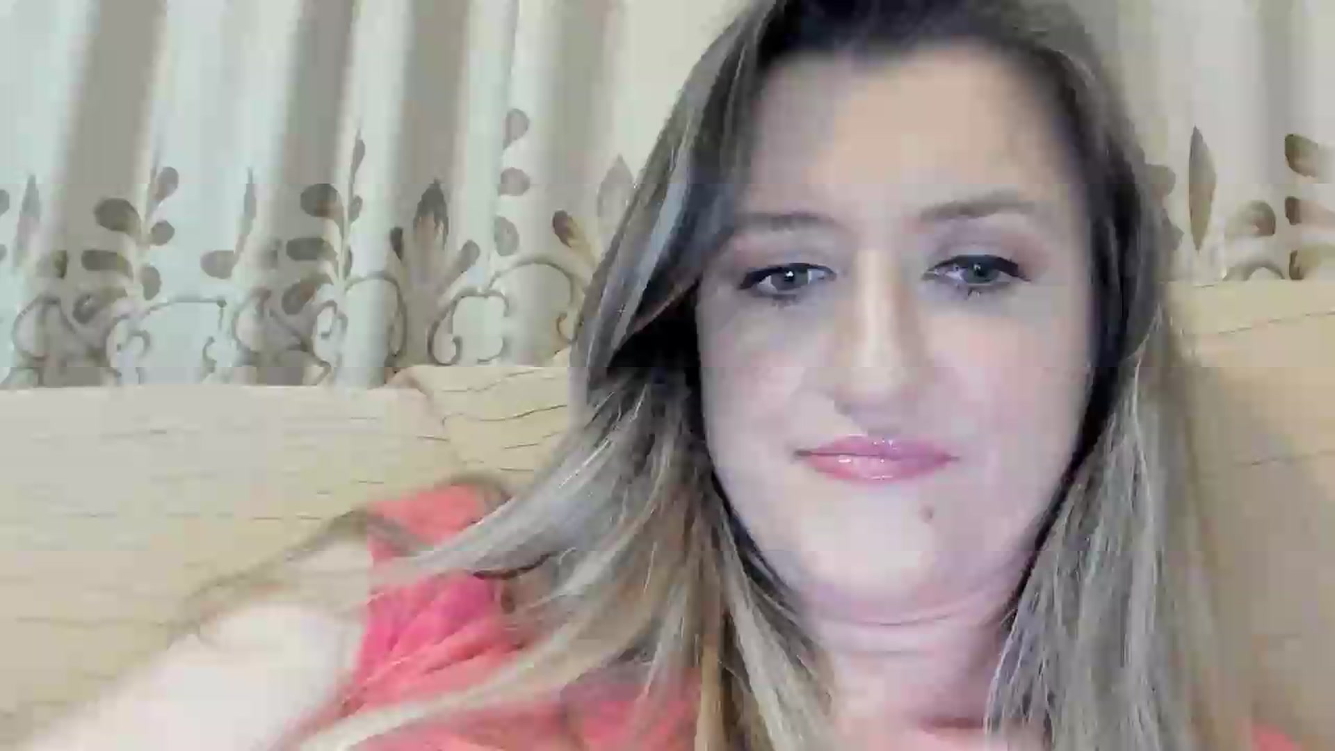 Gallery image thumbnail from BestDream's myfreecams stream on, 07/18/2026, 22:53 image 12 of 20