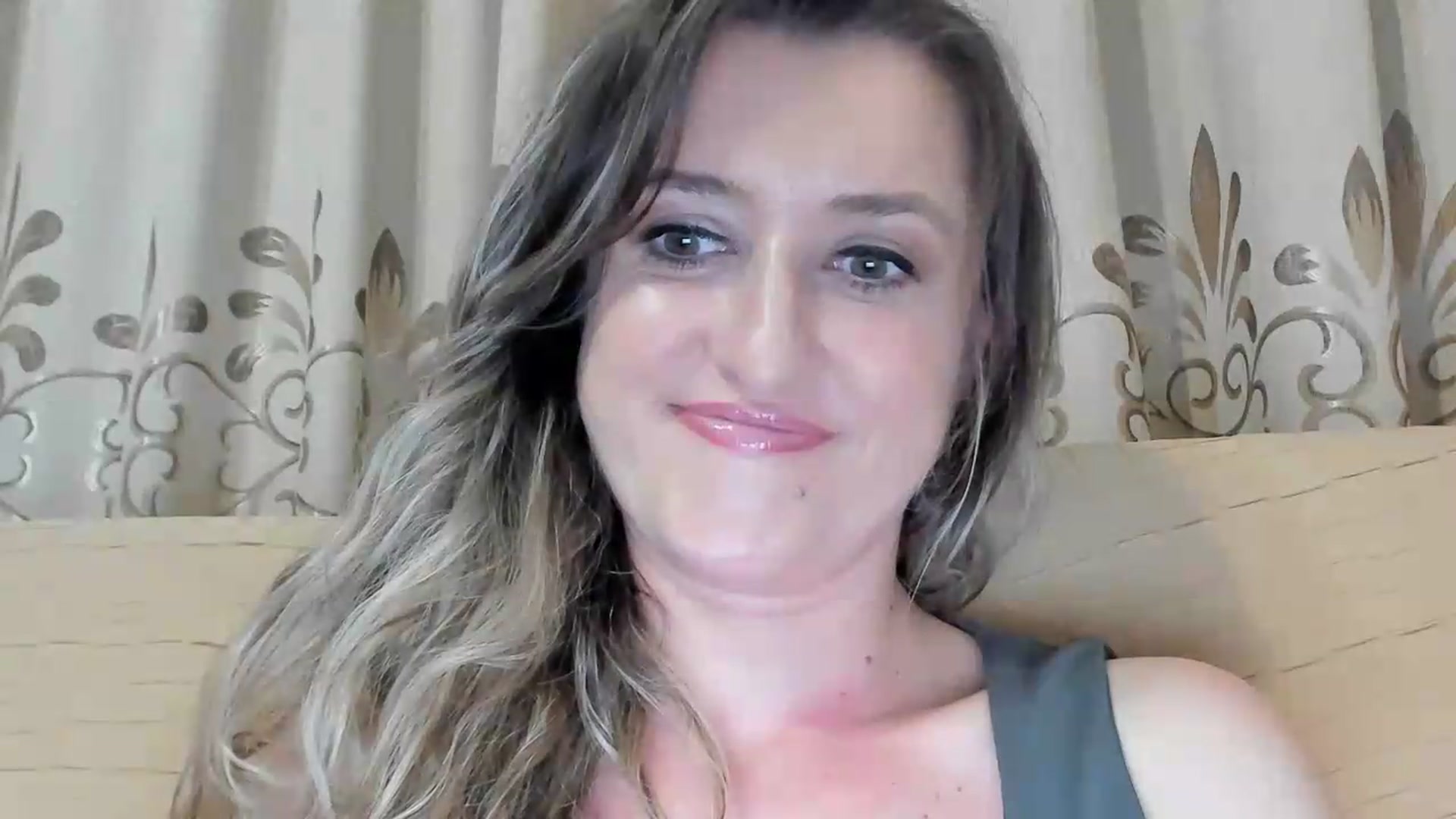 Gallery image thumbnail from BestDream's myfreecams stream on, 07/19/2026, 21:53 image 12 of 20