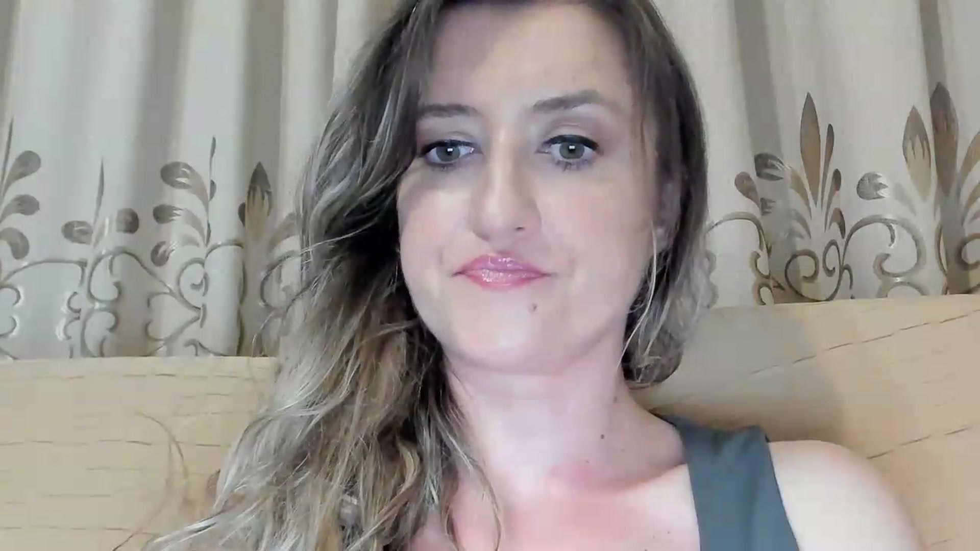 Gallery image thumbnail from BestDream's myfreecams stream on, 07/19/2026, 21:53 image 4 of 20