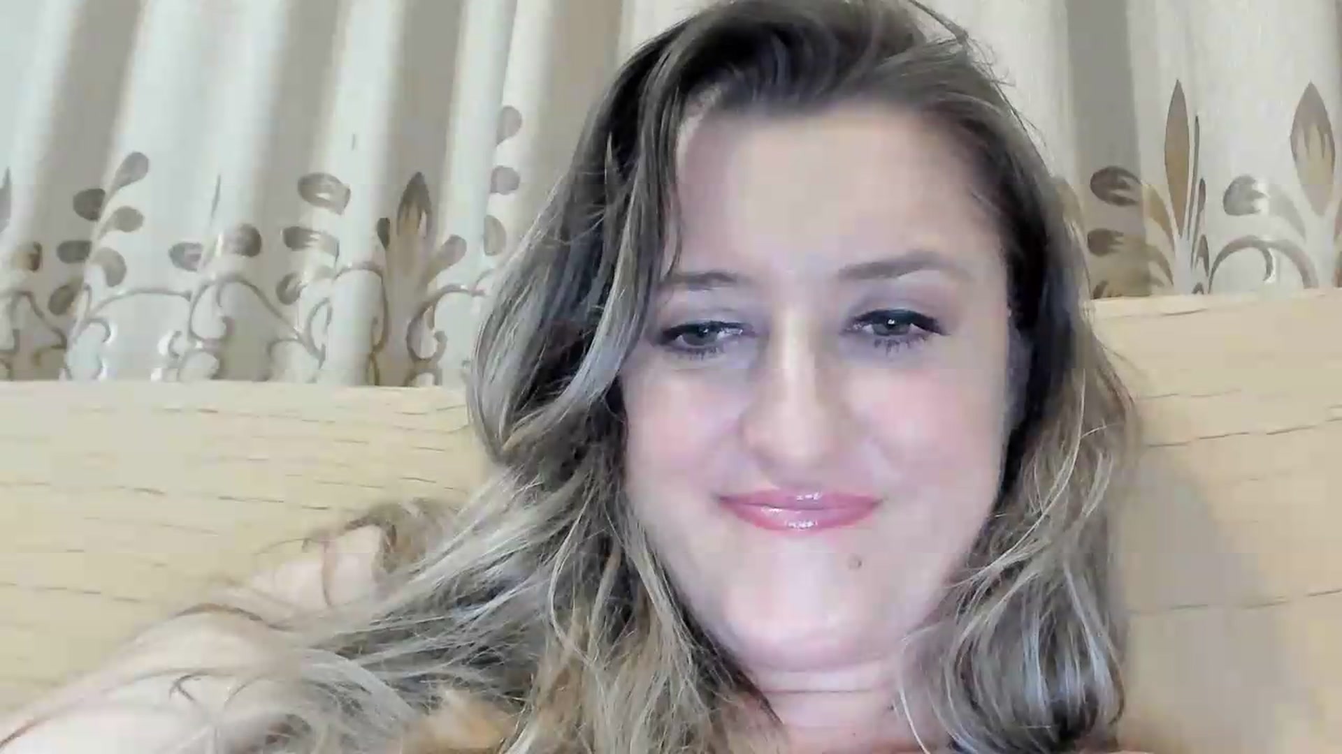 Gallery image thumbnail from BestDream's myfreecams stream on, 07/19/2026, 22:50 image 20 of 20
