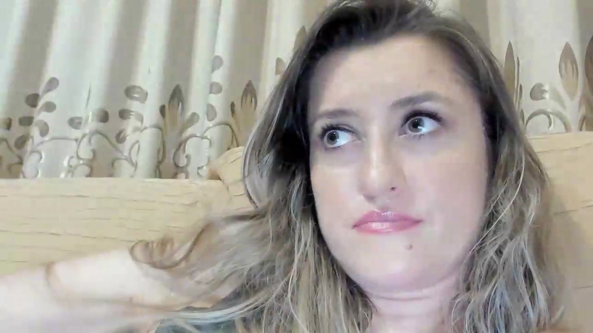 Gallery image thumbnail from BestDream's myfreecams stream on, 07/20/2026, 24:22 image 2 of 20