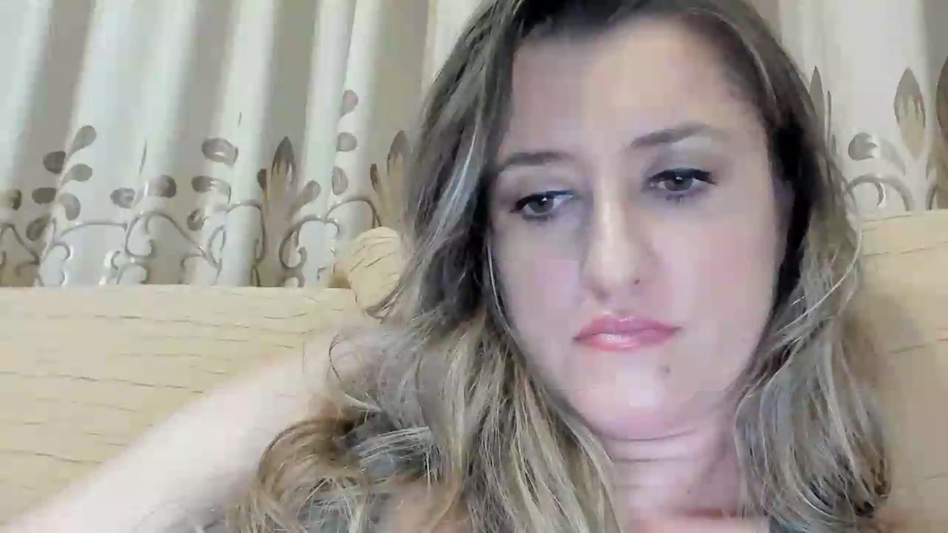 Gallery image thumbnail from BestDream's myfreecams stream on, 07/20/2026, 24:49 image 12 of 20